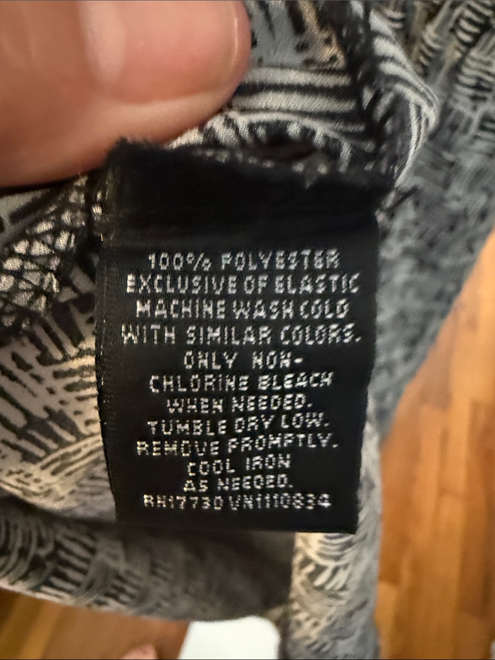 Mossimo Supply Co. Black and Gray V-Neck Gathered-Waist Midi Dress - Picture 5 of 5